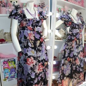 Floral Maxi Dress with Ruffled Sleeves